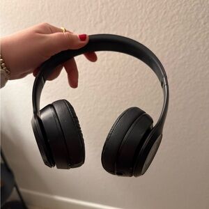 Wireless Black Headphones